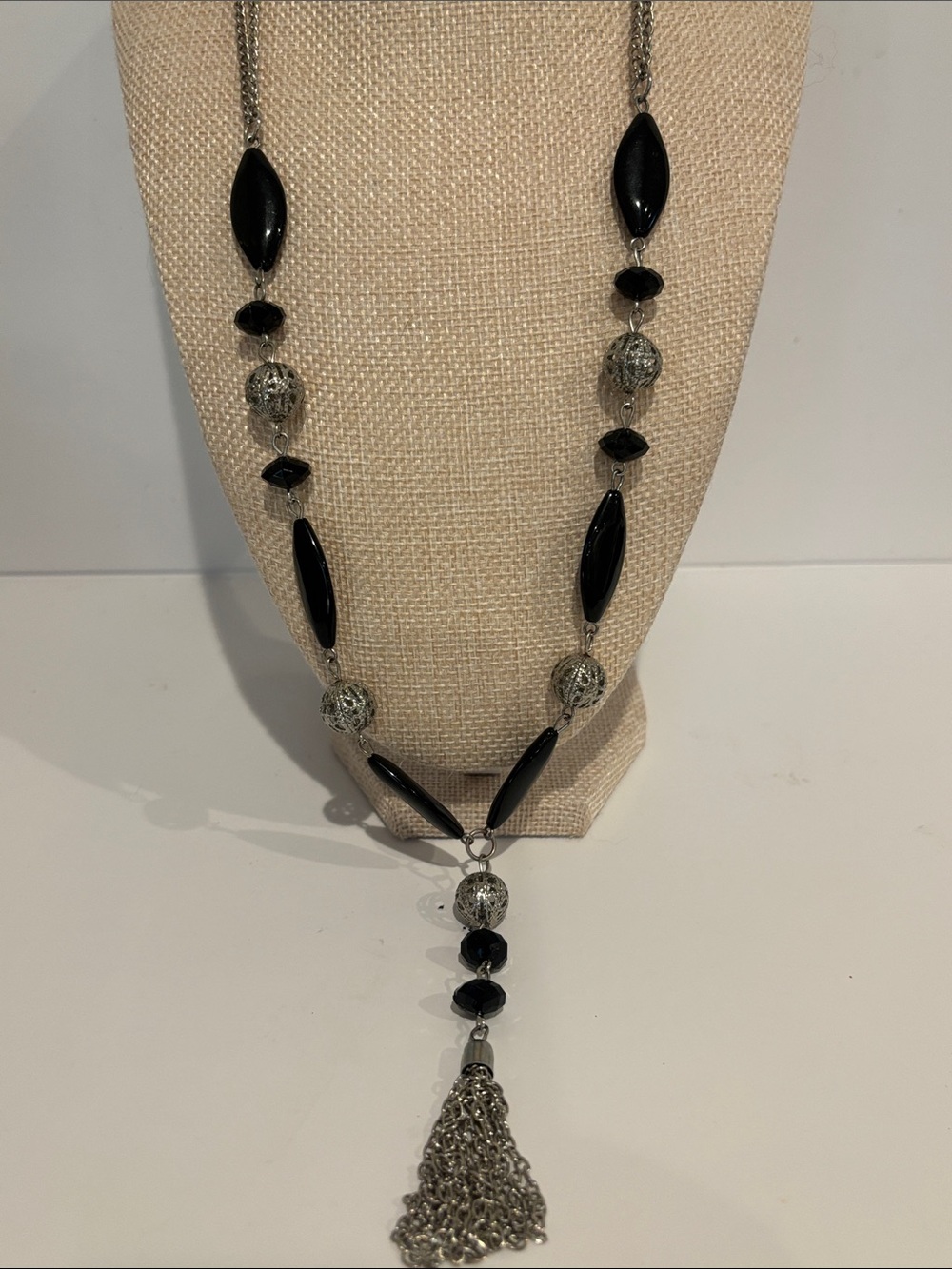 Elegant Black and Silver Tassel Pendant Necklace - Women Jewelry